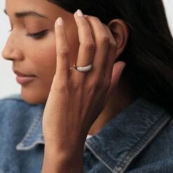 Agatha -Agatha 02290058 137 52 M1